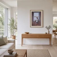 Figura in una finestra — Casa scandinava