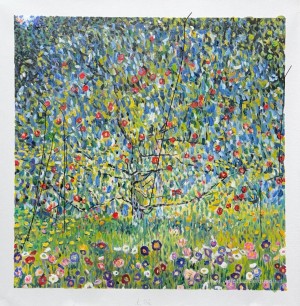 Giardino di campagna con girasoli