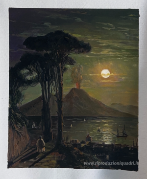 Il golfo di Napoli di notte illuminata dalla luna. Vesuvio